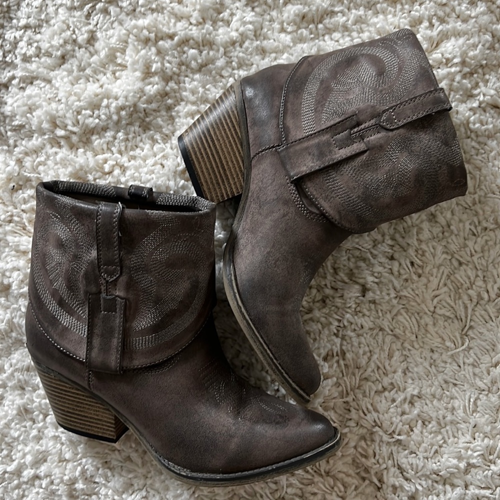 MIA antiqued grey western booties